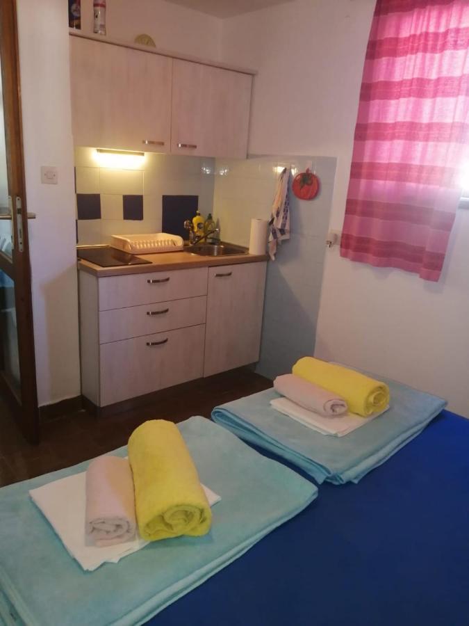 Apartmani Rosanda 2 Petrčane Kültér fotó